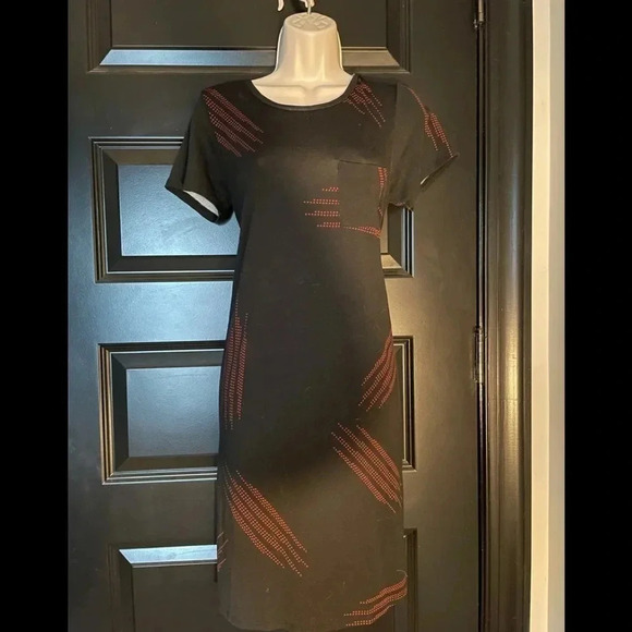 LuLaRoe Dresses & Skirts - Lularoe Carly Dress-XS